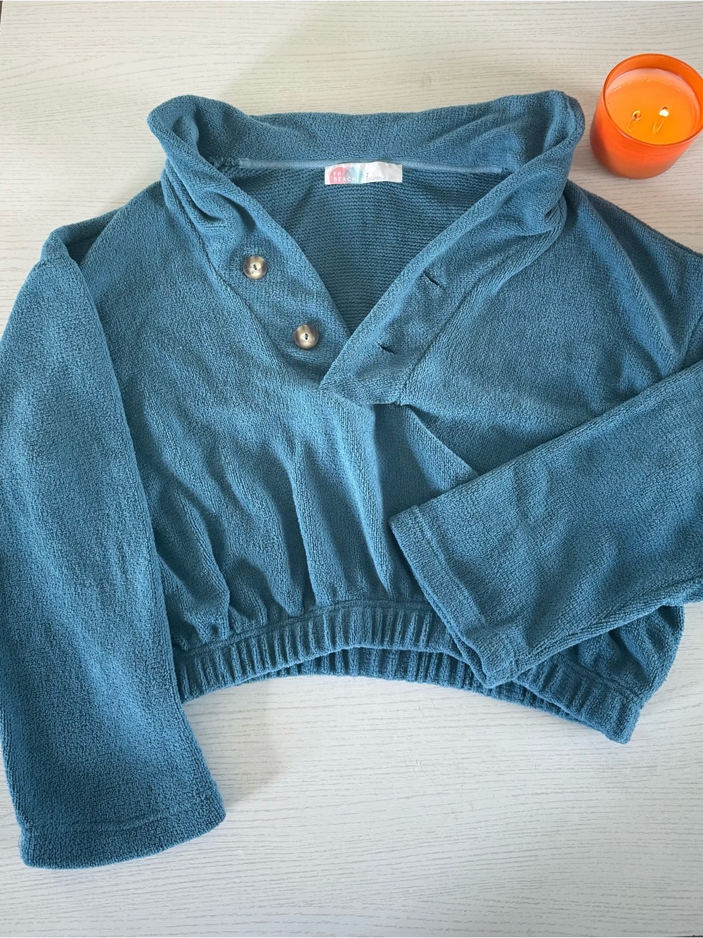 FP Beach Bino Pull-Over